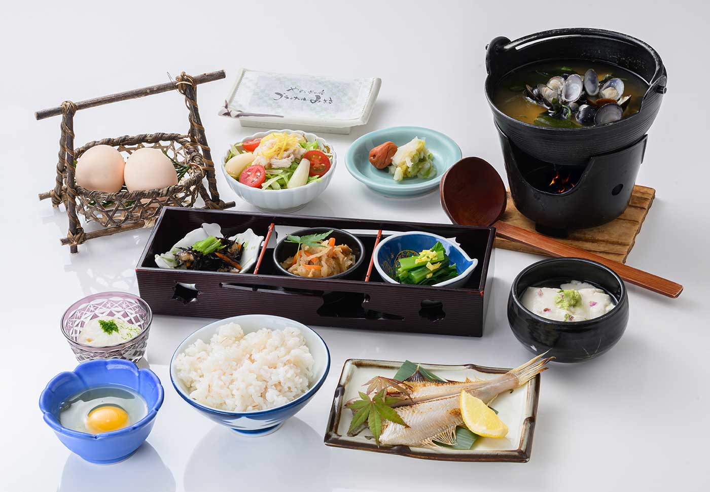 朝食